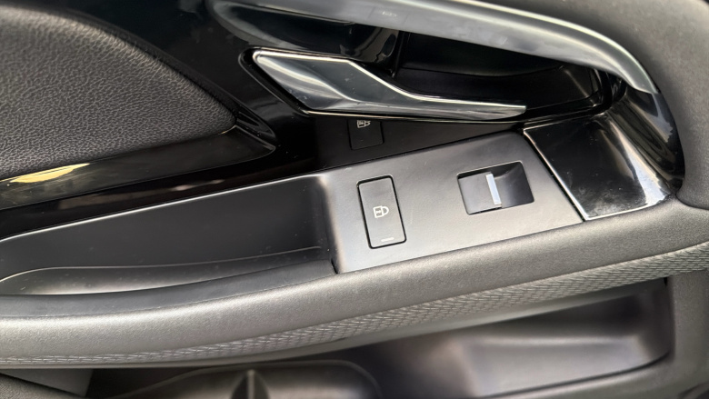 Land Rover Range Rover Evoque 2.0 D165 R-Dynamic S 5dr 2WD Diesel Hatchback